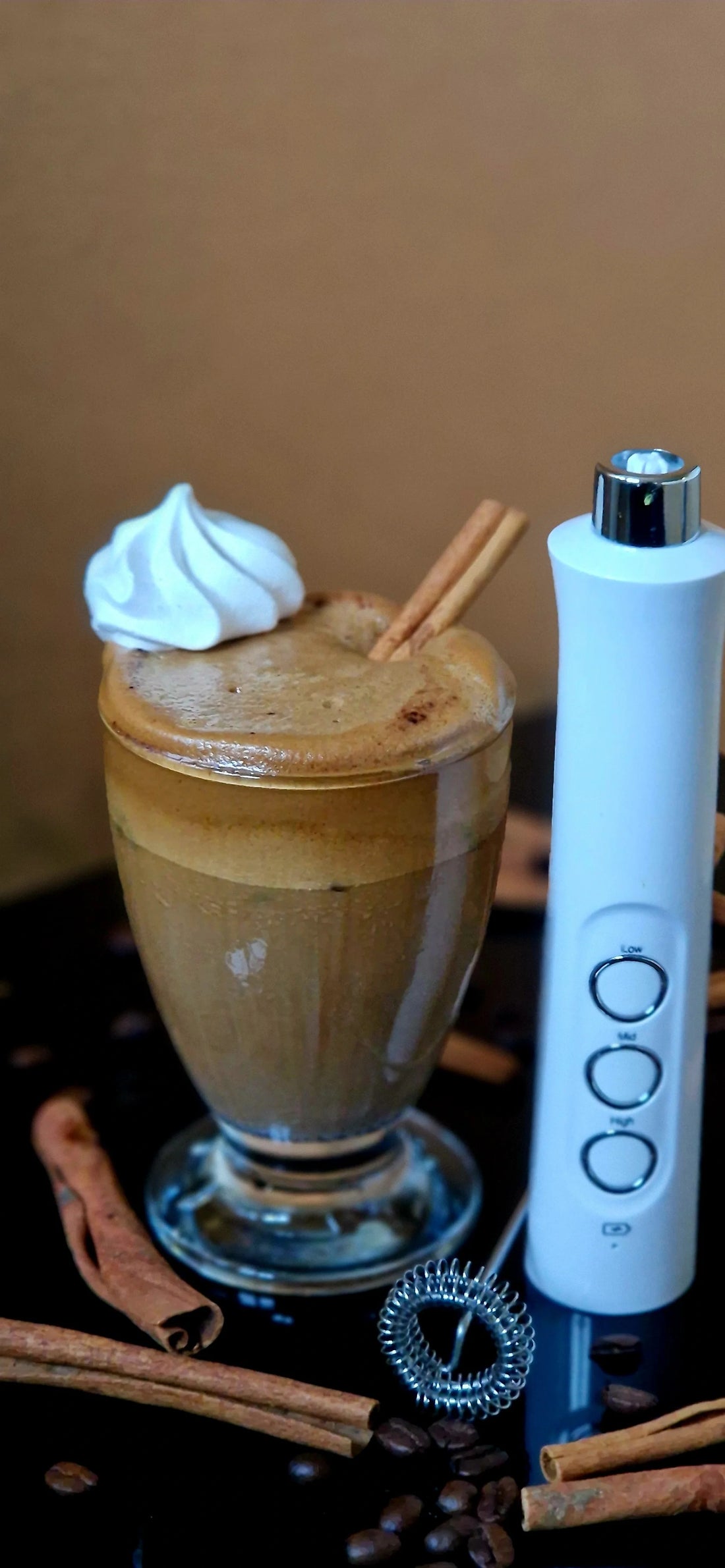 Cold brew maison : recette complète, temps d’infusion et variantes glacées